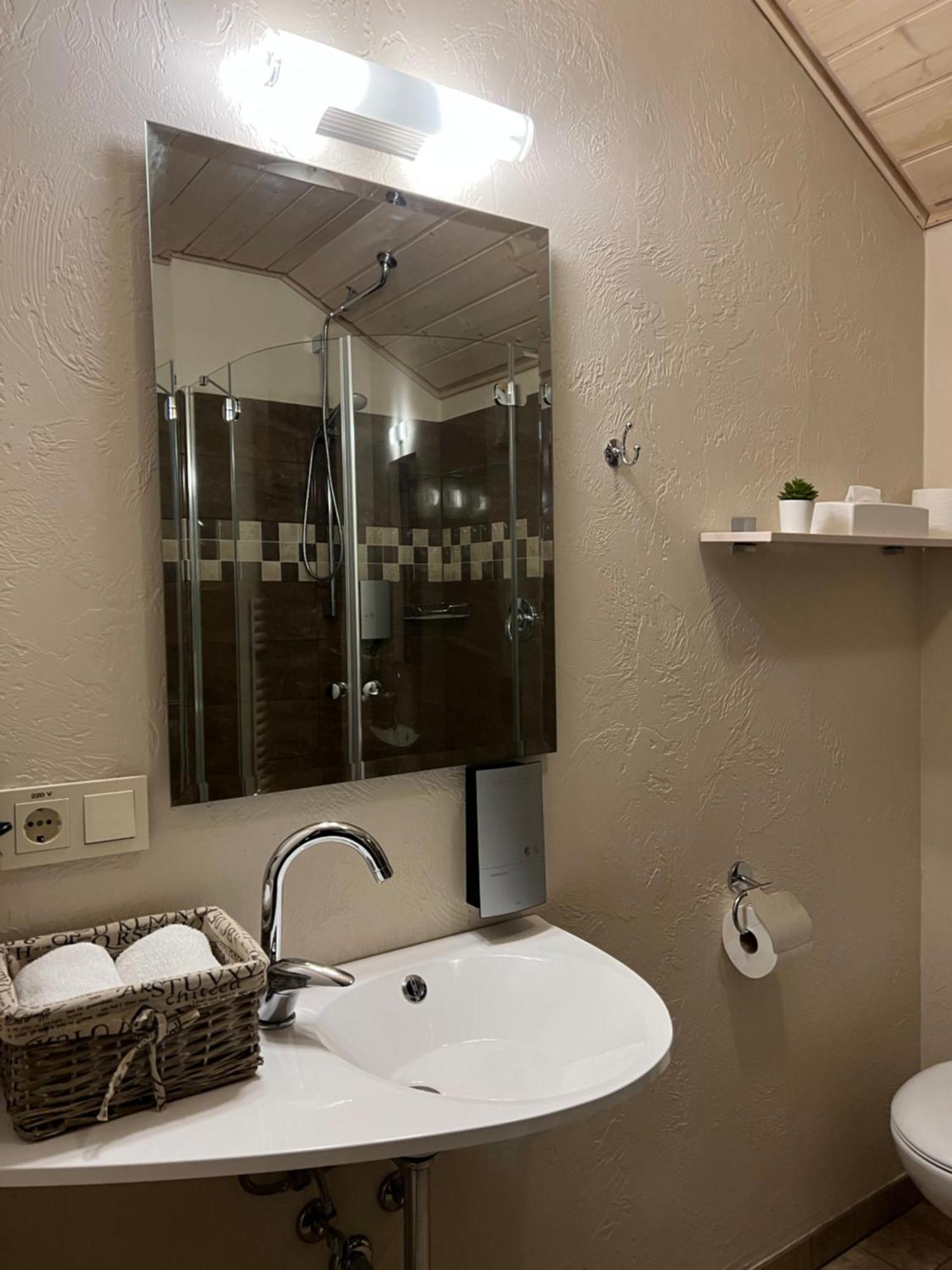Agate Hotel Ozolnieki Dış mekan fotoğraf